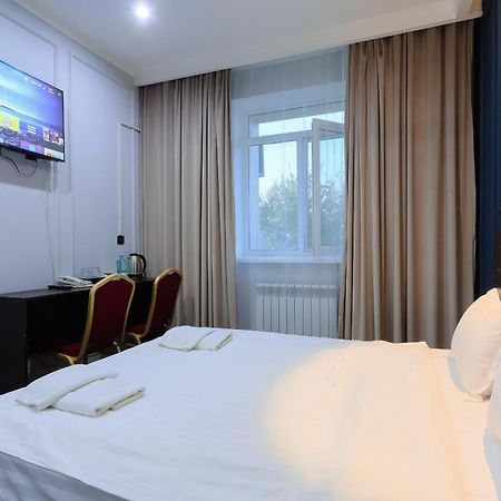 Hotel Vivaldis Almaty Eksteriør billede